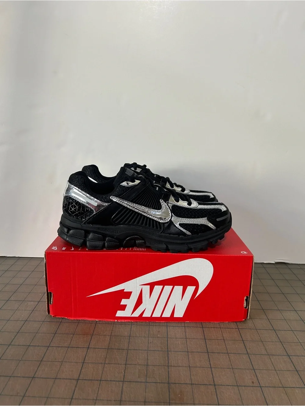 Nike Air Zoom Vomero 5 ‘Black Metallic Silver’